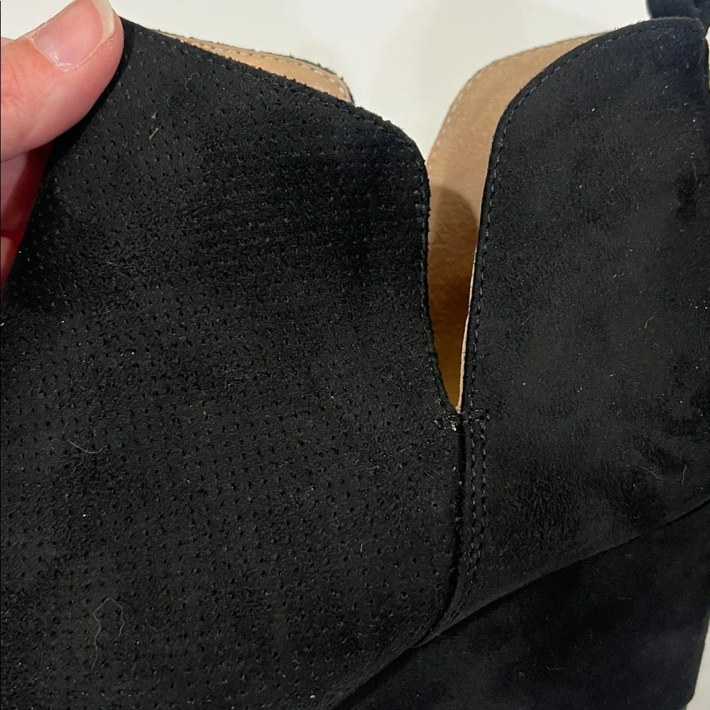 Journee‎ Collection Mylee Wedge Black Booties, size 12 ✔️